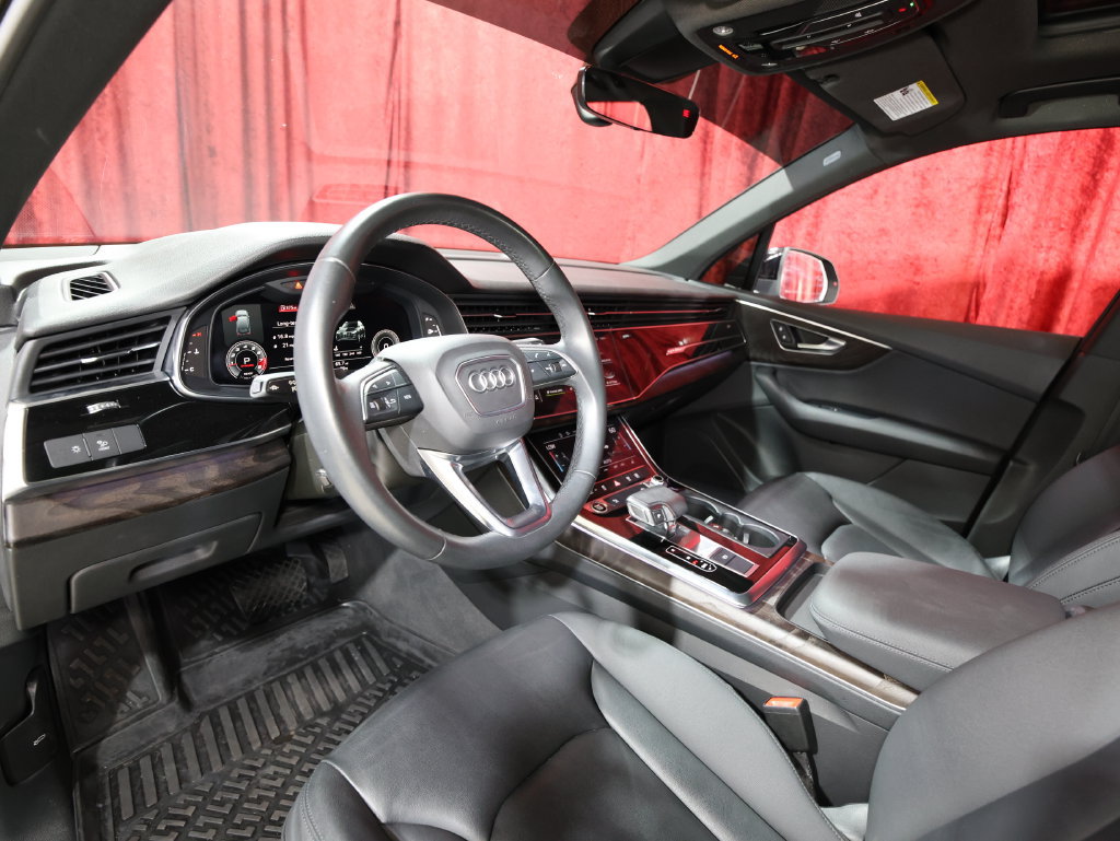 Used 2021 Audi Q7 2.0T Premium w/ Convenience Package AWD/4WD image 11
