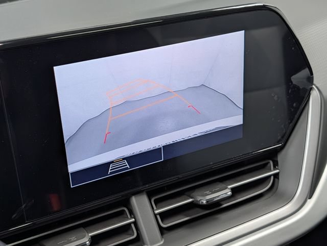 New 2026 Chevrolet Trax RS w/ Sunroof Package FWD image 22