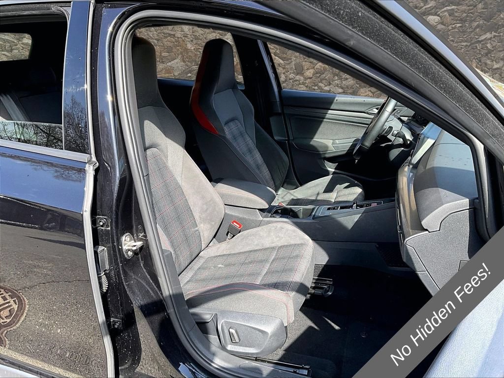 Used 2022 Volkswagen GTI S FWD image 7