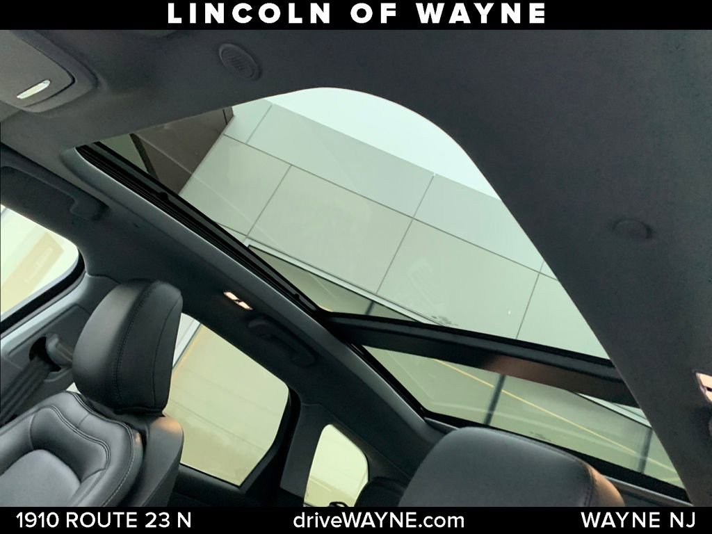 Certified 2021 Lincoln Corsair Reserve w/ Equipment Group 201A image 14