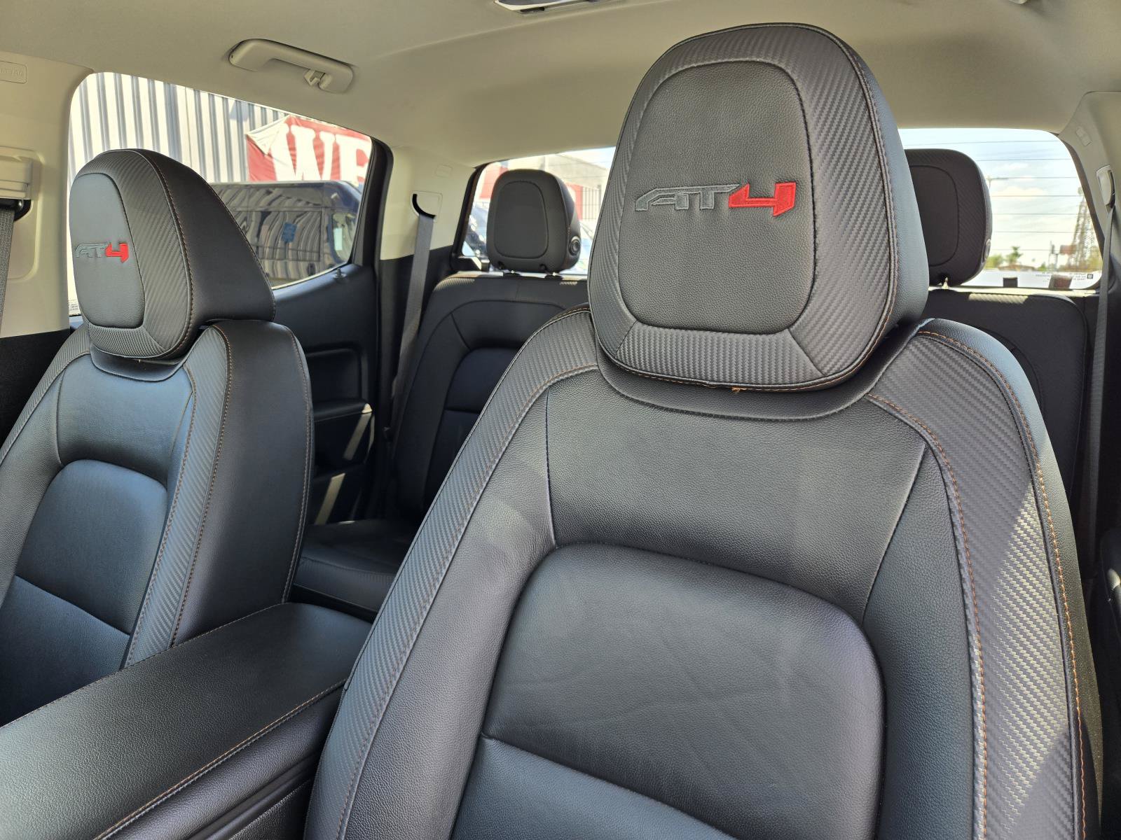 Used 2022 GMC Canyon AT4 w/ Trailering Package AWD/4WD image 25