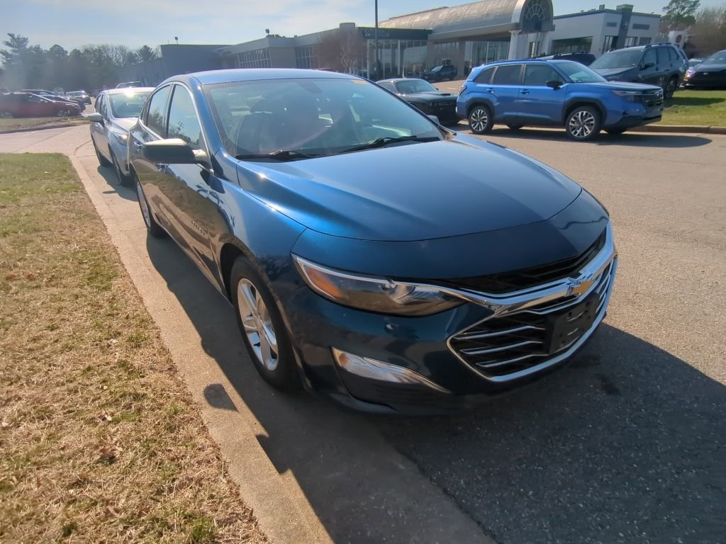 Used 2019 Chevrolet Malibu LS w/ LPO, Convenience Package 1 image 3