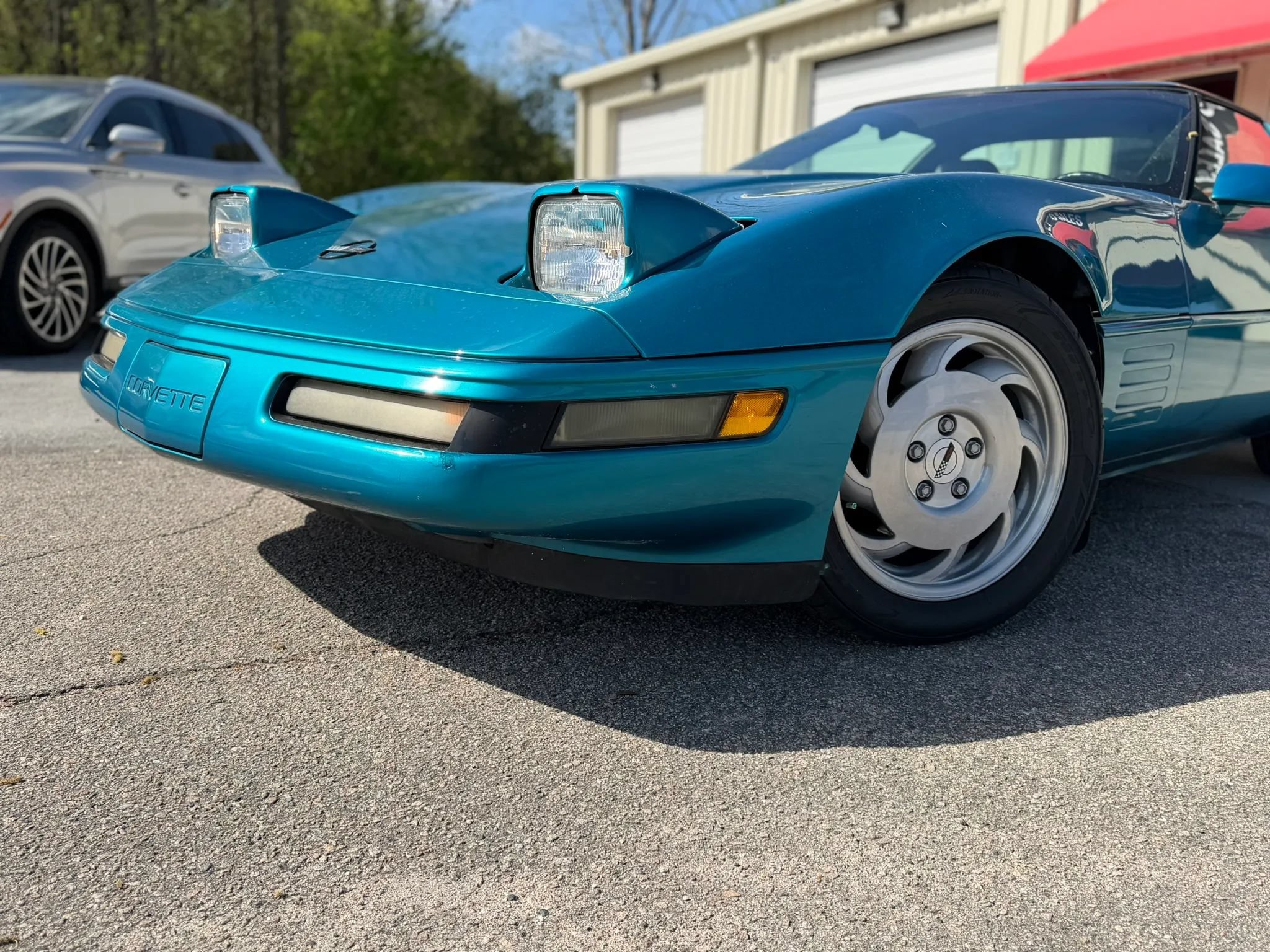 Used 1994 Chevrolet Corvette Coupe RWD image 3