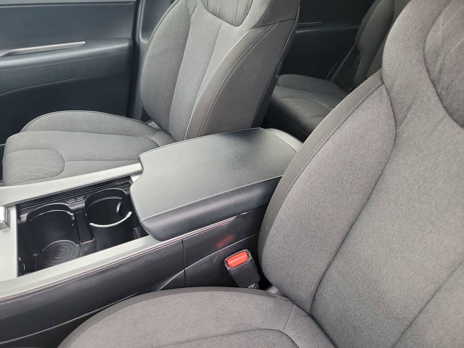 Used 2021 Hyundai Palisade SEL w/ Convenience Package image 16