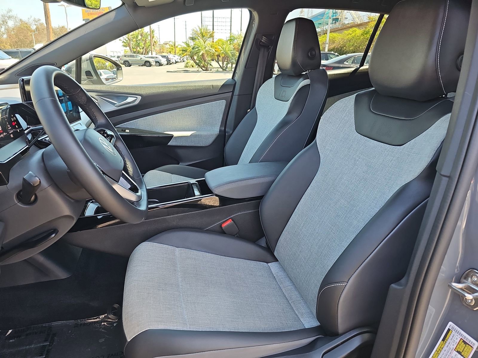 Certified 2023 Volkswagen ID.4 Pro image 14