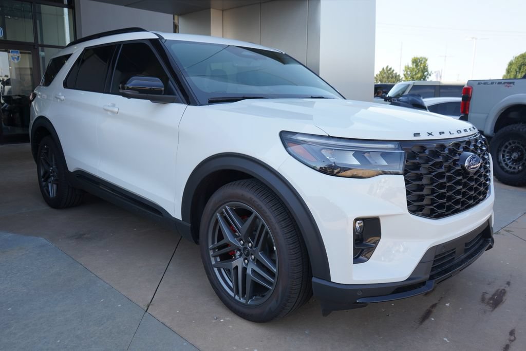 New 2026 Ford Explorer ST w/ Sun And Sound Package AWD/4WD image 2