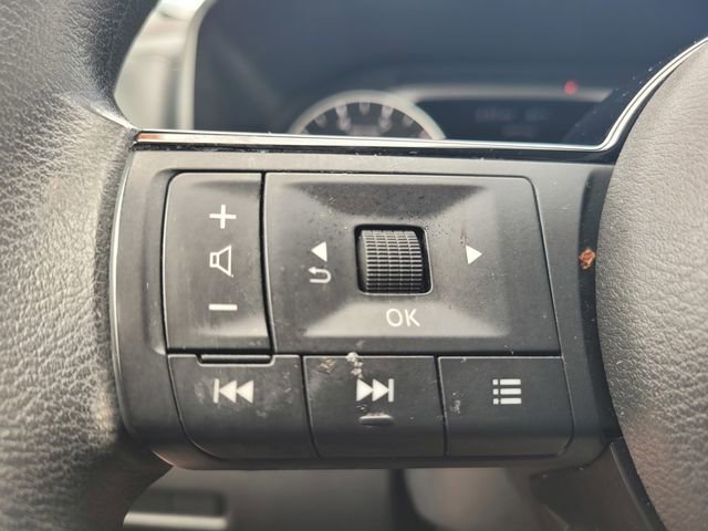 Used 2021 Nissan Rogue SV AWD/4WD image 28