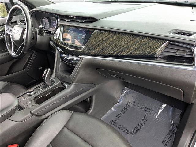 Used 2022 Cadillac XT6 Premium Luxury w/ Technology Package image 22