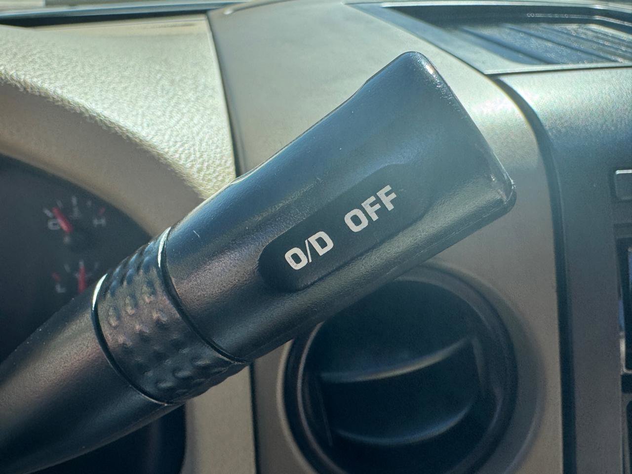 Used 2007 Ford F150 STX image 40