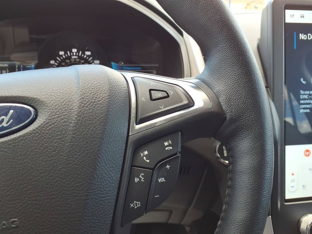 Used 2024 Ford Edge SEL w/ Convenience Package AWD/4WD image 17