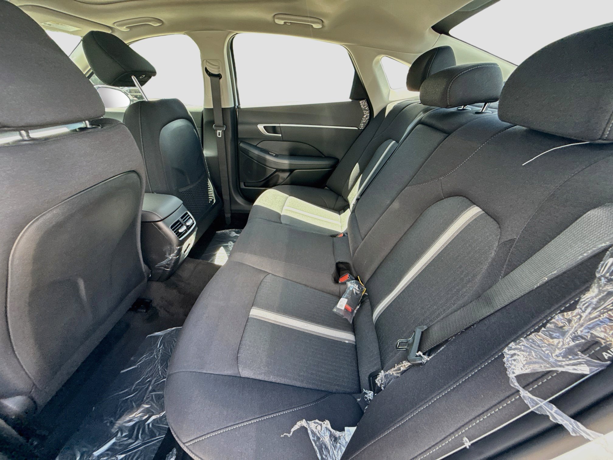 New 2026 Hyundai Sonata SEL FWD image 17
