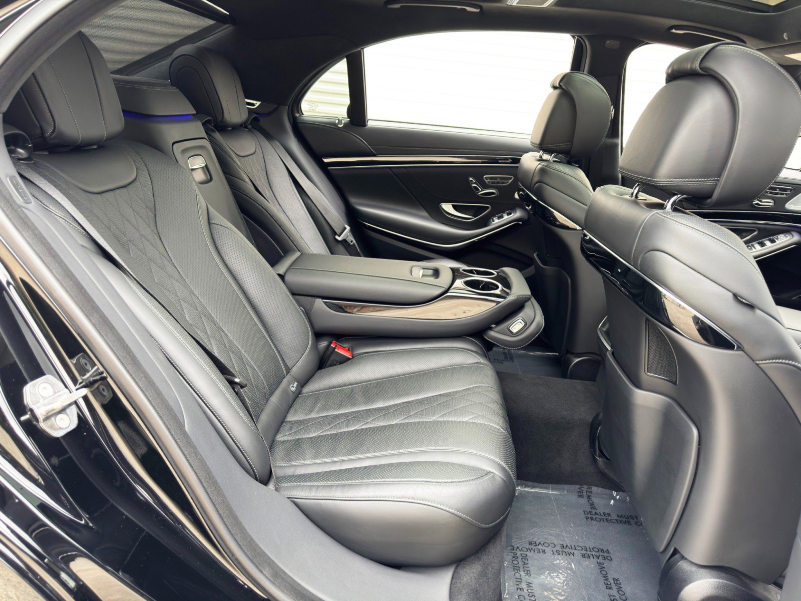 Used 2018 Mercedes-Benz S 560 Sedan w/ AMG Line Exterior image 41