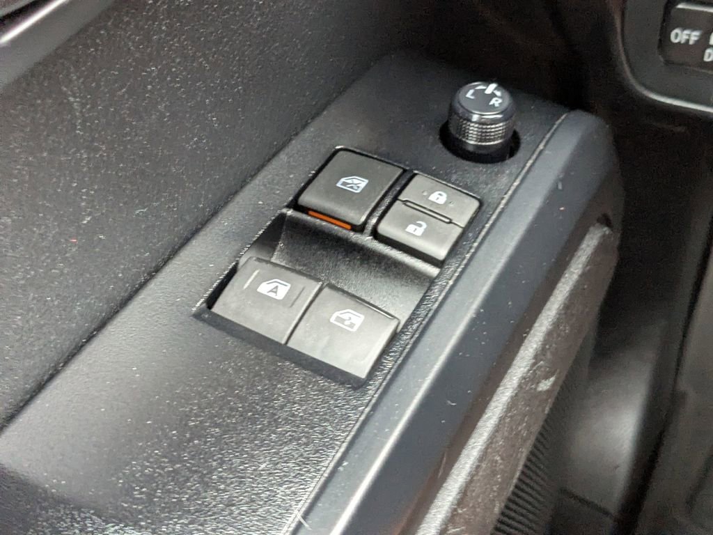 Used 2023 Toyota Tacoma SR RWD image 23