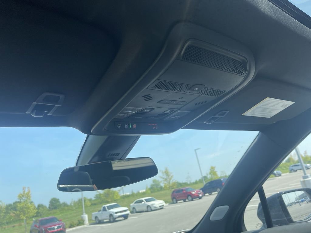 Certified 2025 Cadillac XT6 Premium Luxury image 31