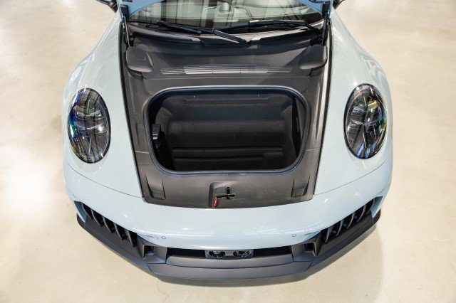 Used 2025 Porsche 911 Carrera GTS image 34