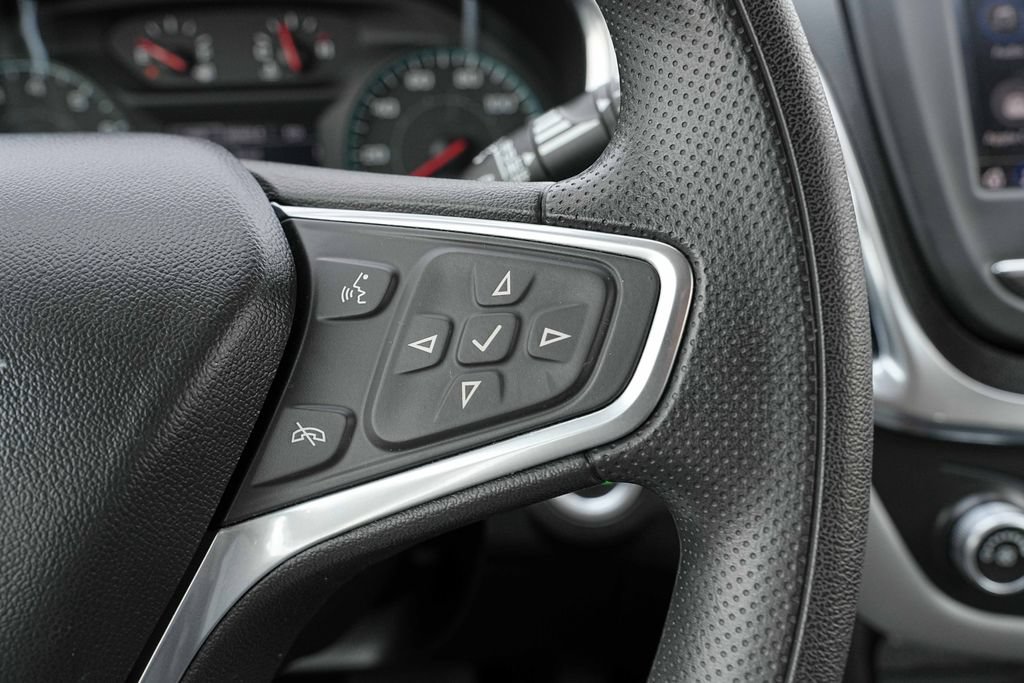 Used 2022 Chevrolet Equinox LS AWD/4WD image 36