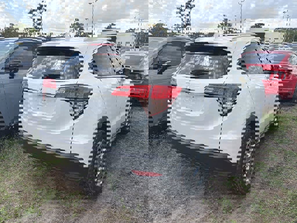 Used 2017 Honda HR-V EX-L image 6