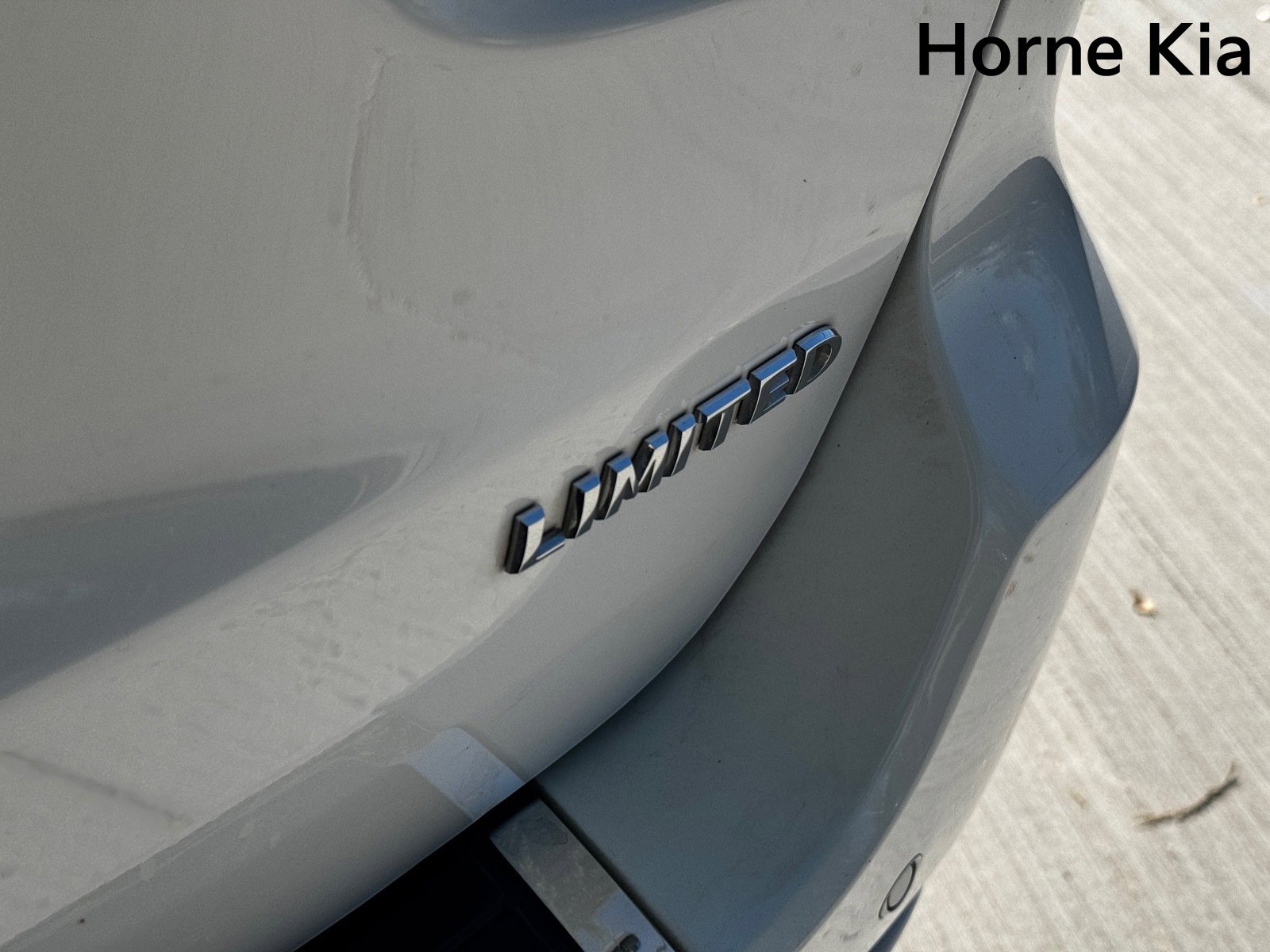 Used 2018 Jeep Grand Cherokee Limited w/ Luxury Group II image 28