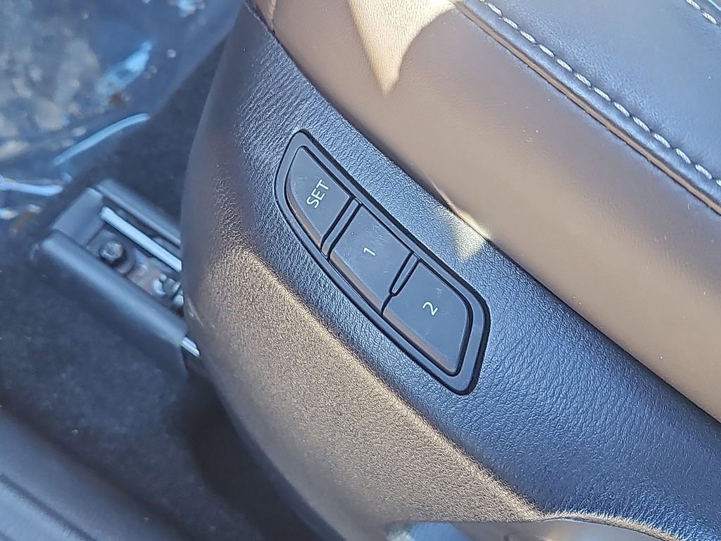 Used 2024 MAZDA CX-5 Signature image 18