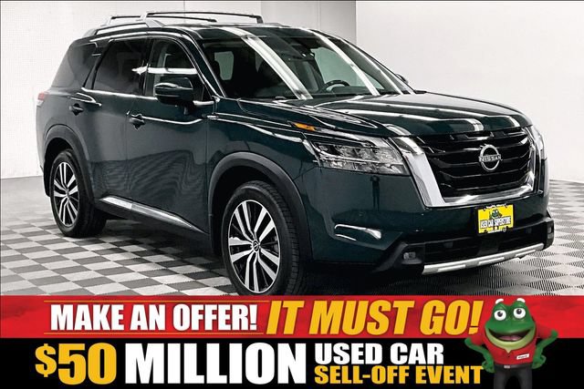 Used 2023 Nissan Pathfinder Platinum w/ Cargo Package AWD/4WD image 1