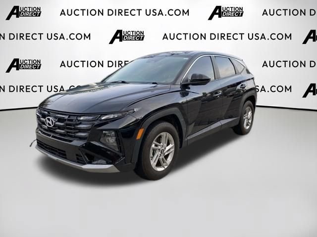 Used 2025 Hyundai Tucson SE