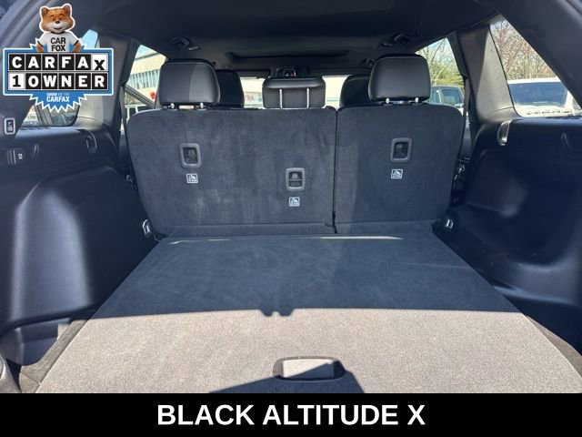 Used 2024 Jeep Grand Cherokee Altitude image 34