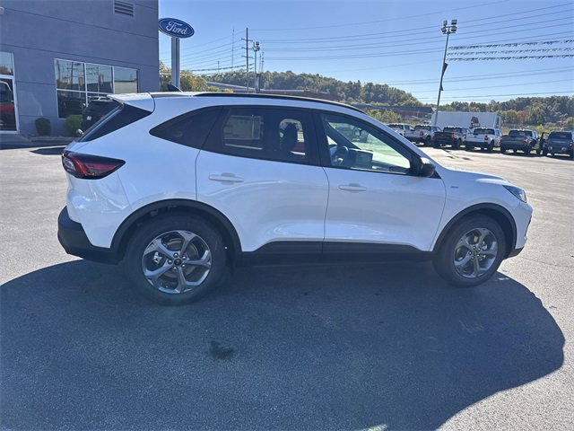 New 2026 Ford Escape ST-Line w/ Tech Pack #1 image 3