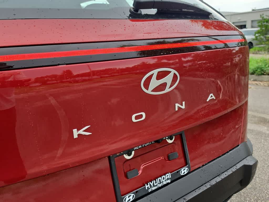 New 2027 Hyundai Kona SE FWD image 13
