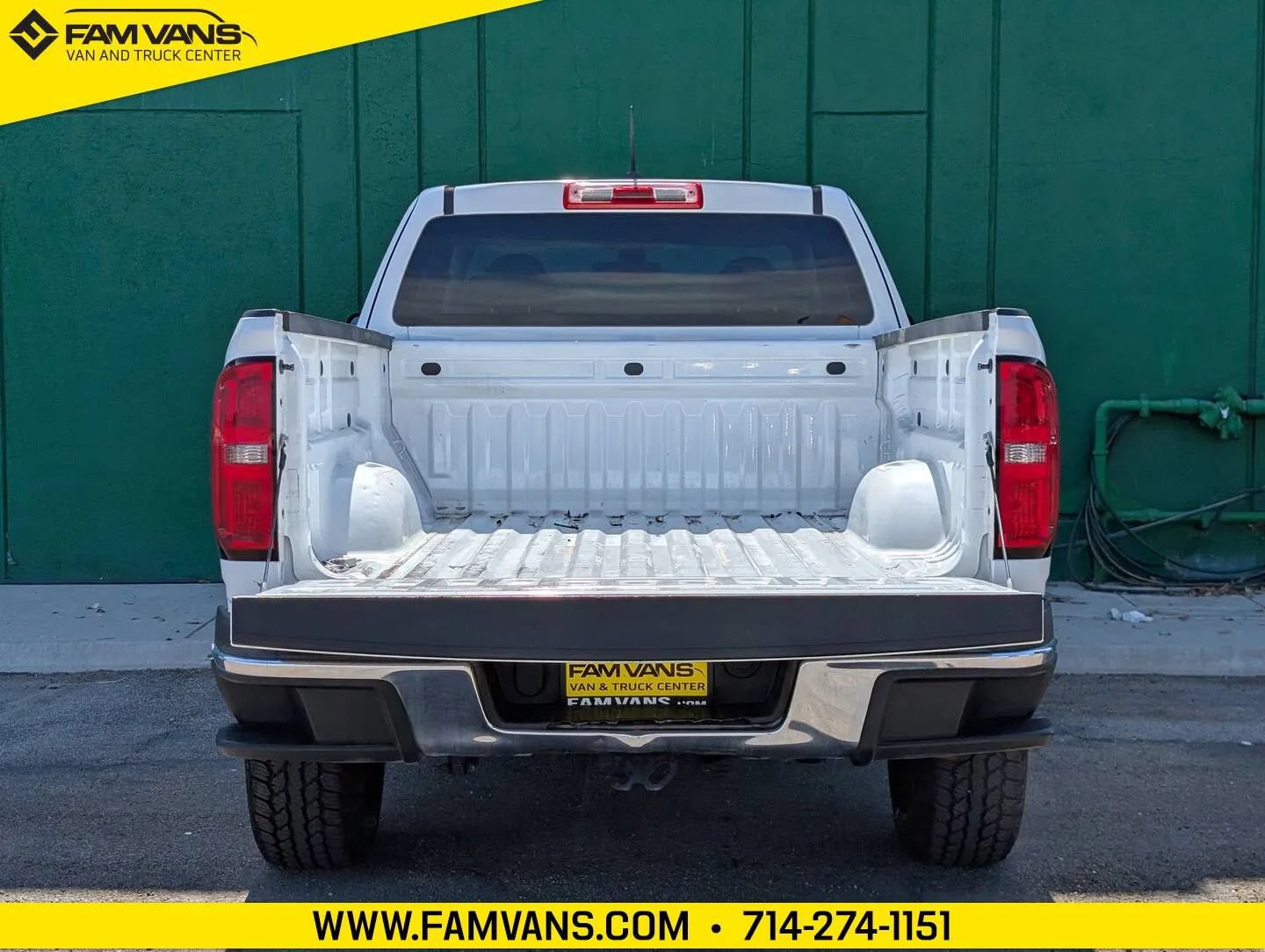 Used 2015 Chevrolet Colorado W/T RWD image 3