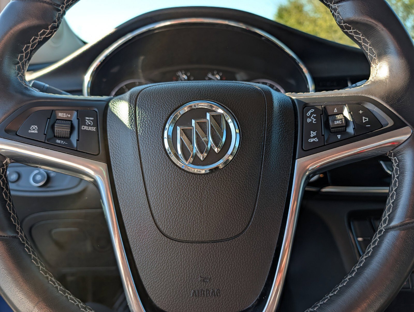 Used 2018 Buick Encore Preferred AWD/4WD image 28