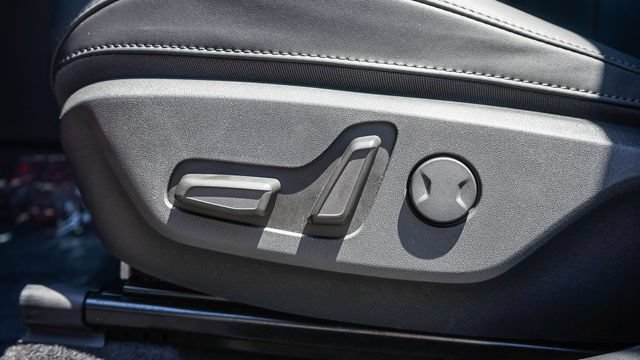 Certified 2025 Kia Niro EX FWD image 21