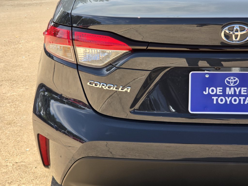New 2027 Toyota Corolla LE FWD image 10