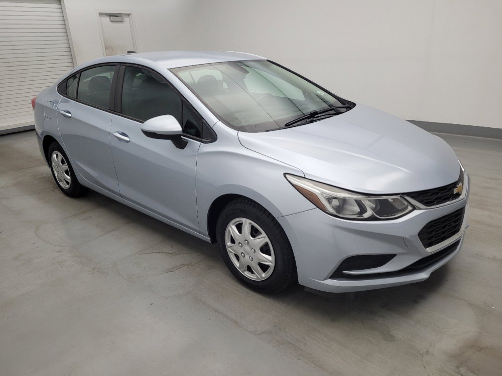 Used 2018 Chevrolet Cruze LS FWD image 11