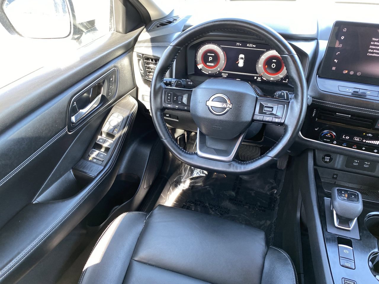 Certified 2025 Nissan Rogue SL w/ SL Premium Package FWD image 16
