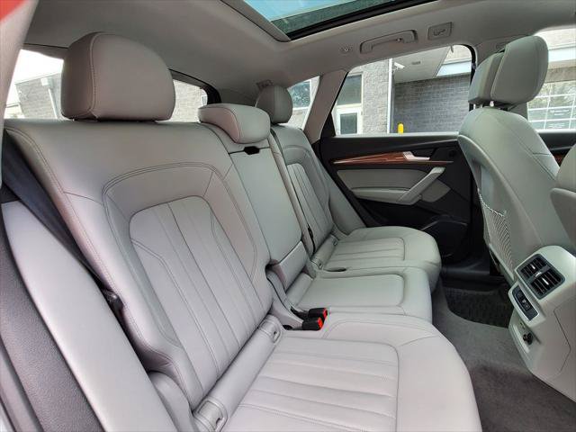 Used 2022 Audi Q5 2.0T Premium AWD/4WD image 21