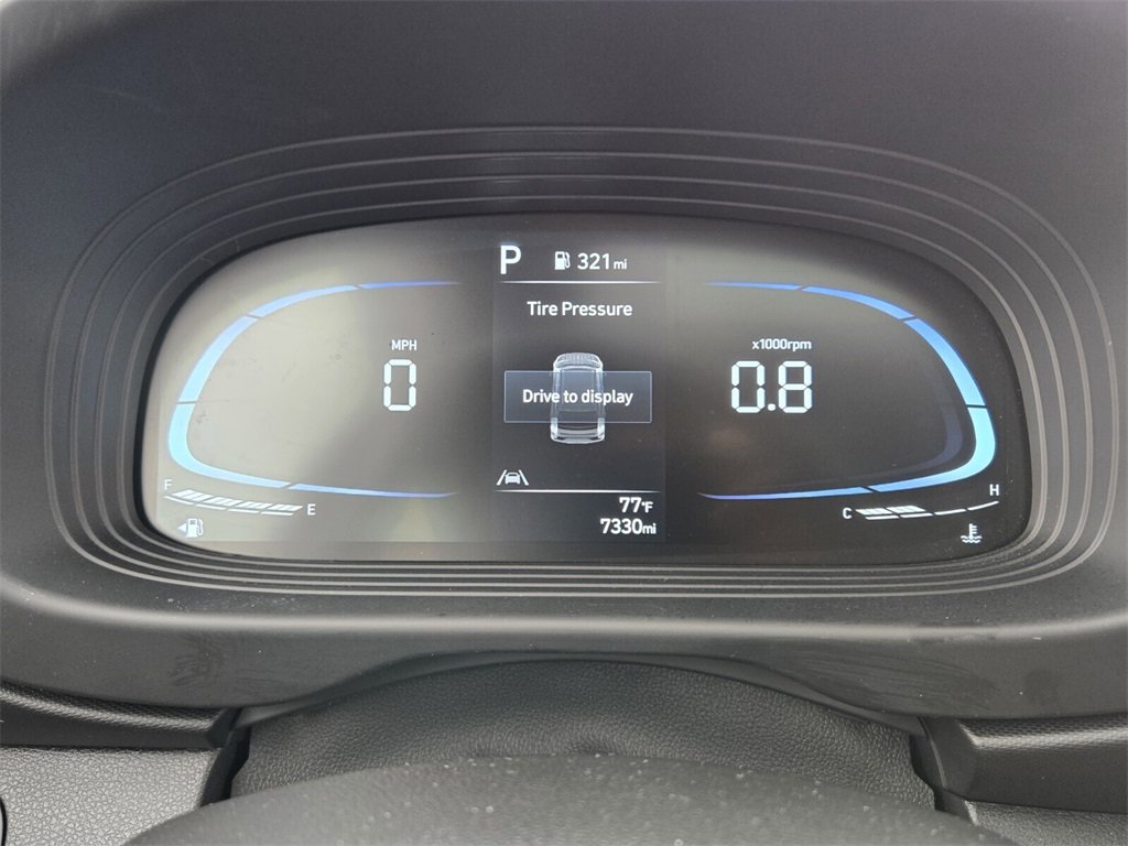 Certified 2025 Hyundai Venue SEL image 26