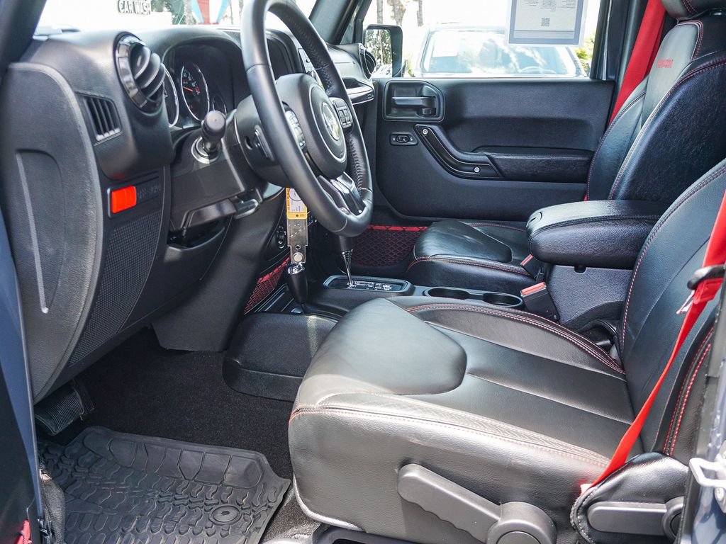 Used 2018 Jeep Wrangler Unlimited Rubicon AWD/4WD image 18