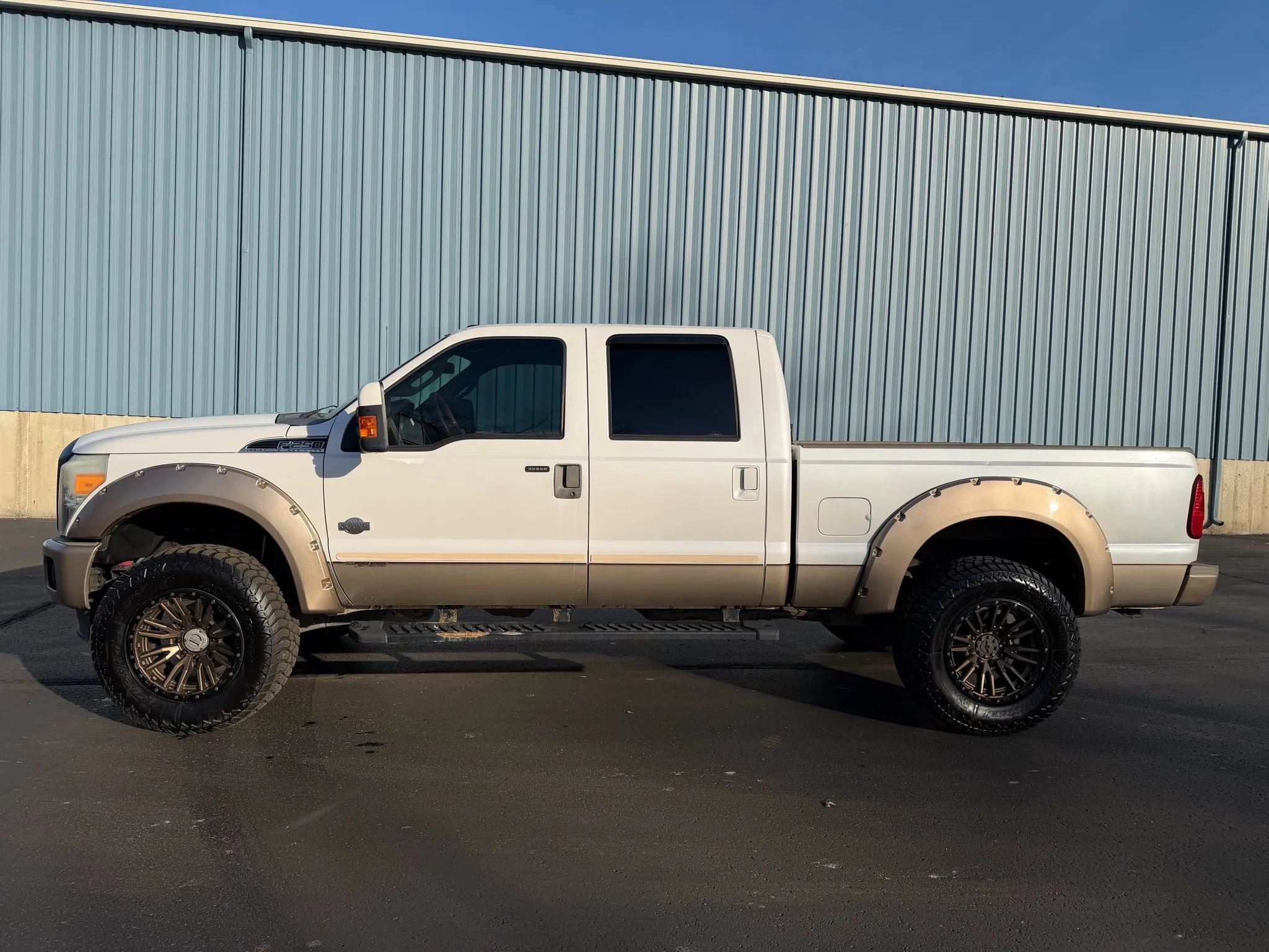 Used 2011 Ford F250 King Ranch w/ FX4 Off Road Pkg AWD/4WD image 8