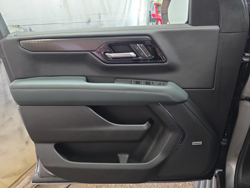 New 2026 GMC Yukon XL AT4 w/ AT4 Premium Plus Package AWD/4WD image 26