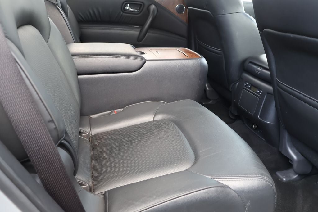 Used 2024 Nissan Armada SL w/ Captain's Chairs Package AWD/4WD image 14