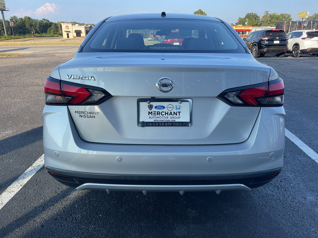 Used 2022 Nissan Versa S image 20