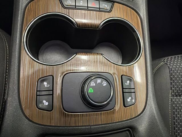 Used 2020 GMC Acadia SLE w/ Driver Convenience Package AWD/4WD image 20