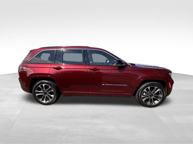 Used 2025 Jeep Grand Cherokee Overland w/ Adv Protech Group III AWD/4WD image 10