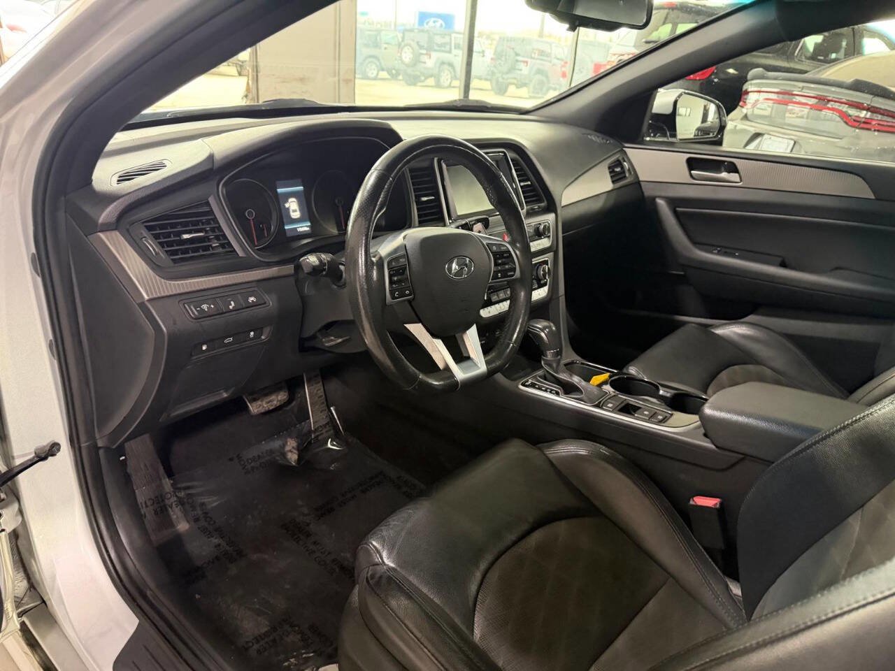 Used 2019 Hyundai Sonata Sport w/ Tech Package 03 image 17