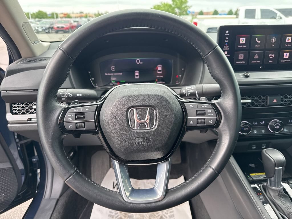 Used 2023 Honda Accord Touring image 13