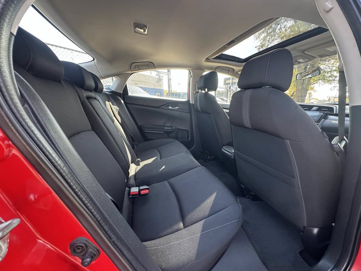 Used 2018 Honda Civic EX image 32