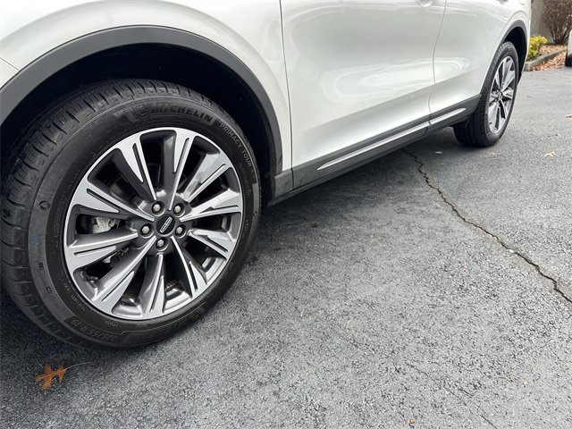 Certified 2022 Lincoln Corsair Reserve w/ Equipment Group 201A image 12