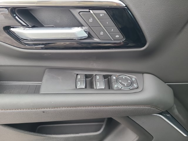 New 2026 Chevrolet Suburban High Country AWD/4WD image 21
