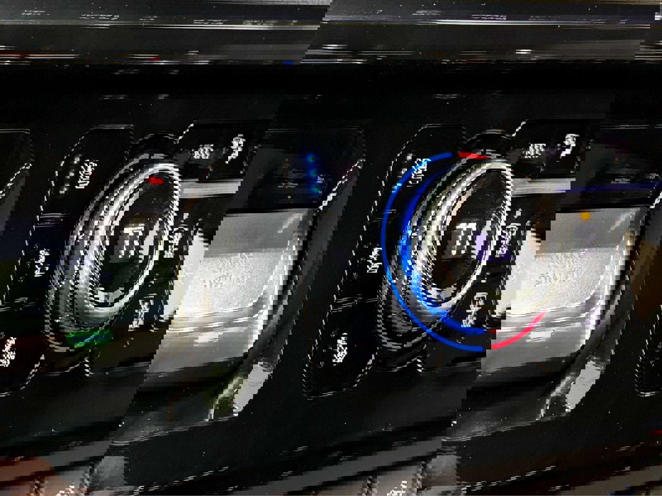 Used 2024 GMC Sierra 1500 AT4 w/ Technology Package image 31