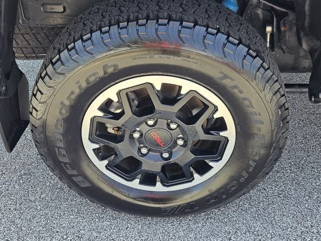 Used 2024 Toyota Tacoma TRD Off-Road AWD/4WD image 11